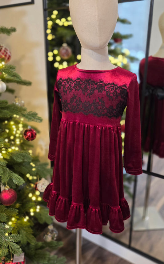 Samta kleita ar mežģīni