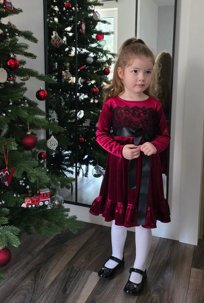 Samta kleita ar mežģīni